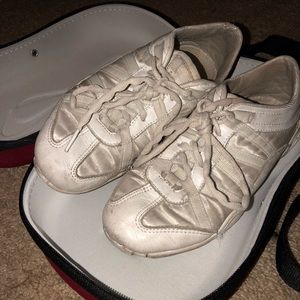 cheer shoes